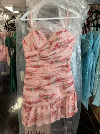 Exclusive Homecoming Collection R116 #0 default Rose Print thumbnail