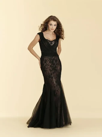 Rina Di Montella 1931 #0 default Black thumbnail